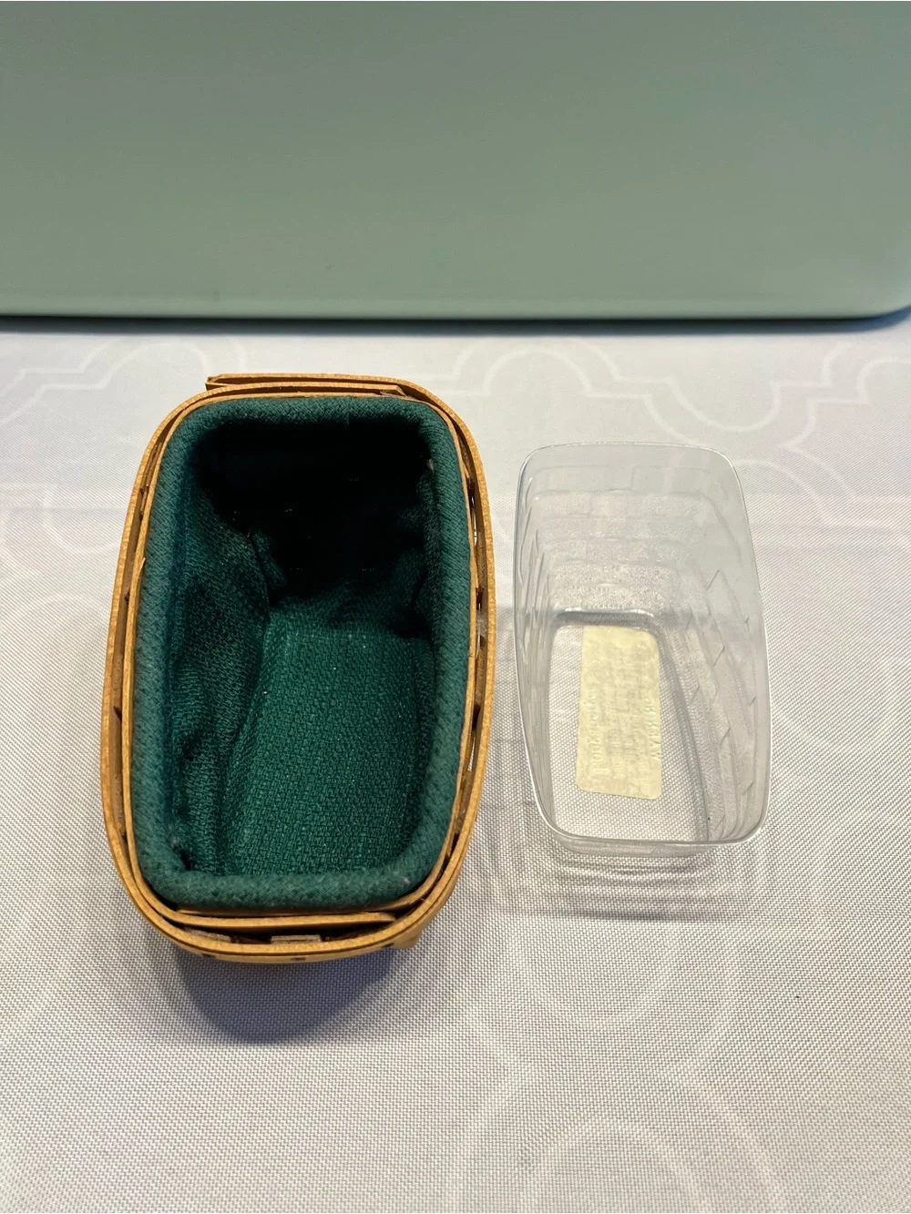 Longaberger Cilantro Basket 2003 Hunter Green Liner & Protector